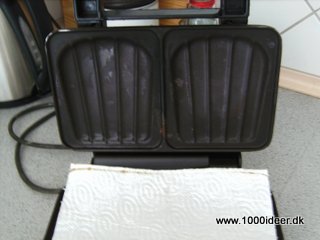 Rengøring af toaster eller vaffeljern  