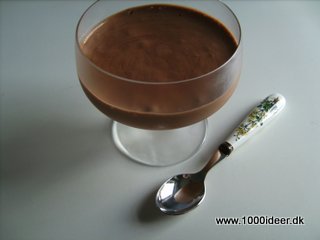 Chokolademousse med overraskelse