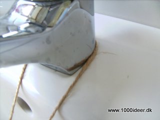 Fjernelse af kalk mellem vask og vandhane